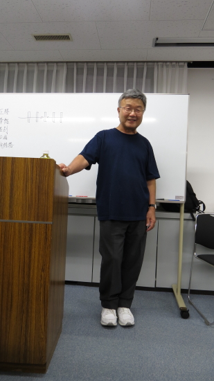斉藤哲朗先生です。
